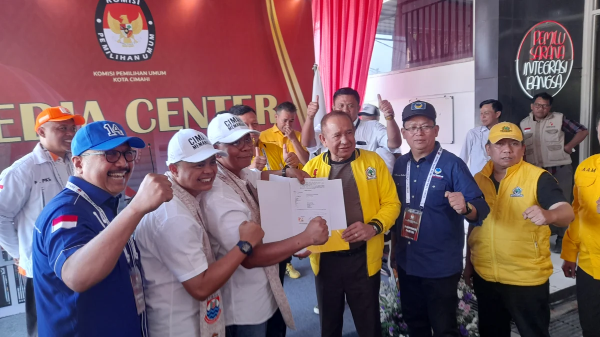 Golkar Cimahi Berkomitmen Menangkan Pasangan Dikdik-Bagja, Ali Hasan: Bakal Pecat Anggota yang Kampanyekan Pasangan Lain Golkar Cimahi Berkomitmen Menangkan Pasangan Dikdik-Bagja, Ali Hasan: Bakal Pecat Anggota yang Kampanyekan Pasangan Lain