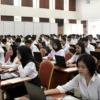 ILUSTRASI peserta SKD CPNS saat mengerjakan soal latihan SKD CPNS 2024.