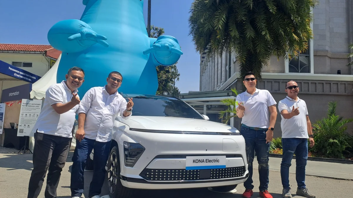 Hyundai Luncurkan All-New KONA Electric Pada Perhelatan Festival Merdeka Berkendara di Kota Bandung Peluncuran Hyundai All-New KONA Electric di Bandung.