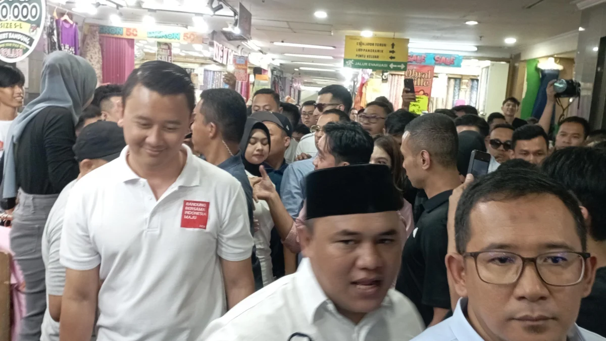 Bacalon Wali Kota Bandung Dhani Wirianata Janji akan Buka Lagi Bandara Husein Sastranegara