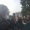 Usai Aksi Demo di Jakarta, Mahasiswa Dibuntuti Oknum Aparat hingga Dapat Teror Aksi Demo di Gedung DPRD Kota Bandung/ Nizar/Jabar Ekspres/