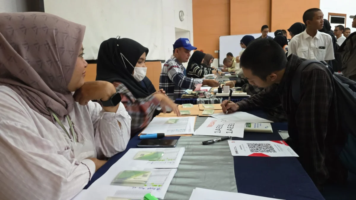 Mahasiswa Baru POLMAN Bandung Tahun 2024 Dapat Perlindungan dari BPJAMSOSTEK Bandung Suci
