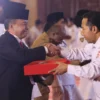 Selain Serahkan Duplikat Bendera Pusaka, BPIP Beri Ini Kepada 38 Kepala Daerah untuk Penguatan Pancasila