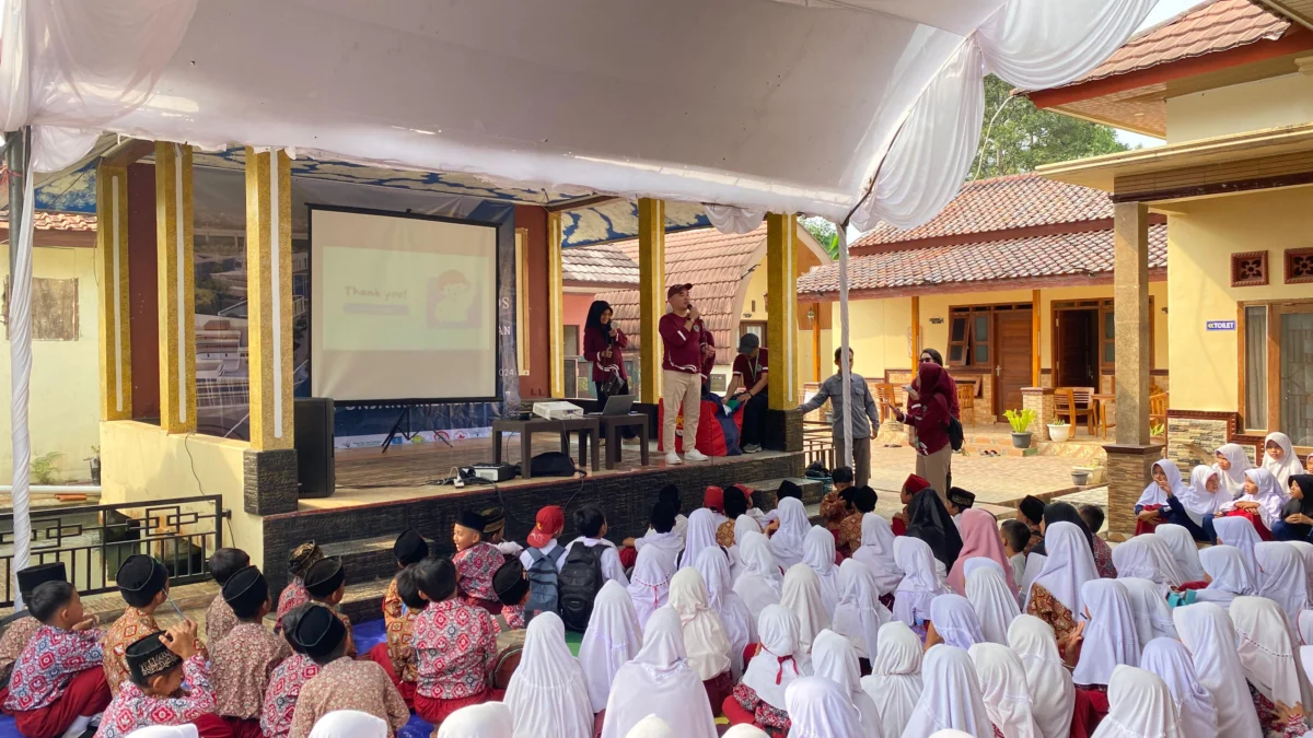 Mega Baksos FK UNJANI Mengabdi 2024 MEGA BAKSOS FK UNJANI MENGABDI 2024