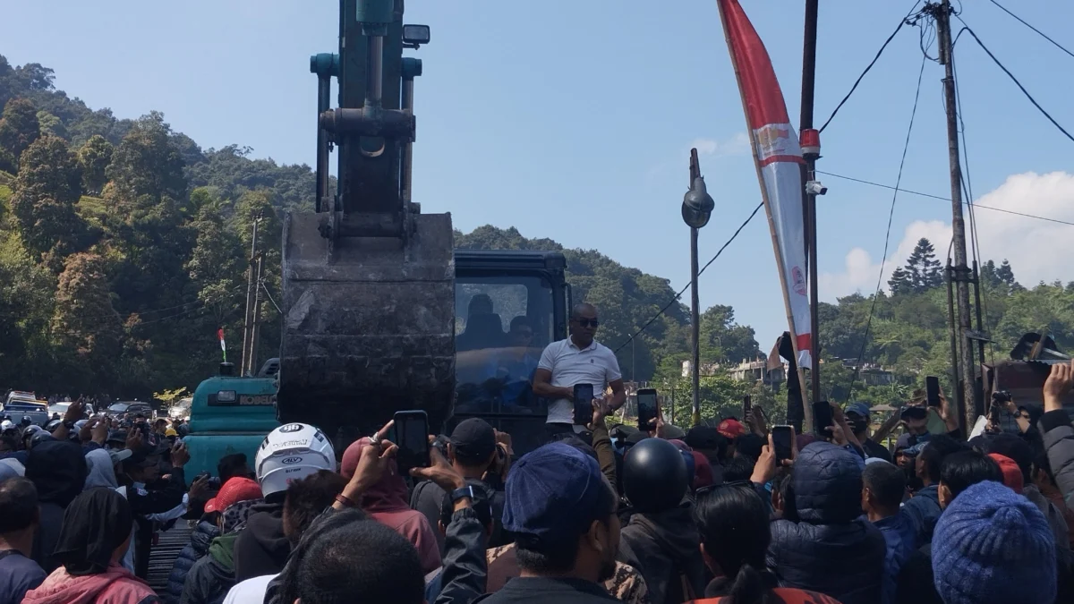 Aliansi Masyarakat Bogor Selatan Tantang KDM Bongkar Restoran Asep Stoberi Puncak – jabarekspres.com