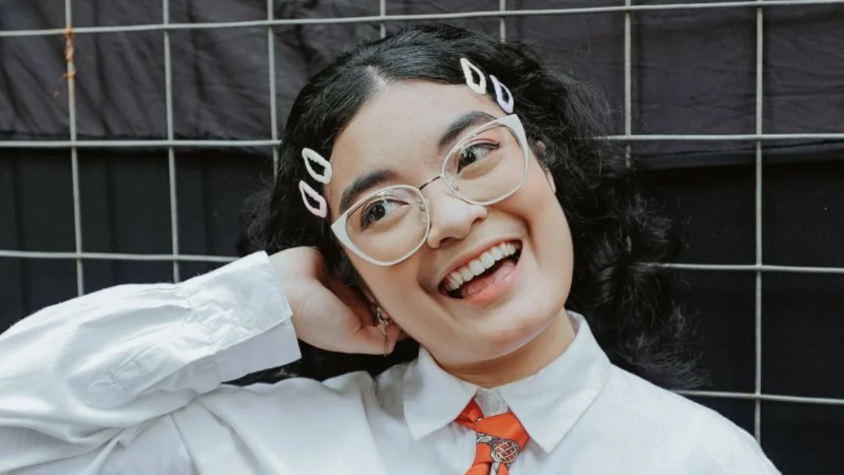 Dhira Bongs Rilis Single Terbaru "Porak Poranda" dan Siap Lakukan Tur Eropa