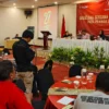 KPU Kota Bogor saat menggelar diskusi bersama insan pers se-Kota Bogor. (Yudha Prananda / Jabar Ekspres)