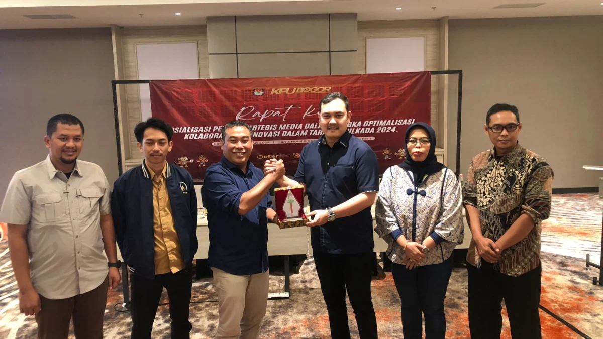 Gelar Sosialisasi, Ketua KPU Kabupaten Bogor: Peran Media Sangat Penting di Pilkada 2024 Sosialisasi KPU kepada media jelang Pilkada Kabupaten Bogor 2024/Foto: Istimewa/