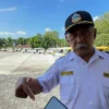 Ketua Organda Kota Banjar Wahyudin saat diwawancara terkait pemindahan angkot ke dalam terminal tipe A Kota Banjar, Senin 12 Agustus 2024. (Cecep Herdi/Jabar Ekspres)