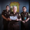 Kepala Pusat Penerangan Hukum (Kapuspenkum) Kejaksaan Agung Harli Siregar (tengah). ANTARA/HO-Kejaksaan Agung RI