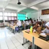Doc. Sejumlah Siswa Kelas 12 SMAN 3 Cimahi Mengikuti Mata Pelajaran Pilihan (Mong)