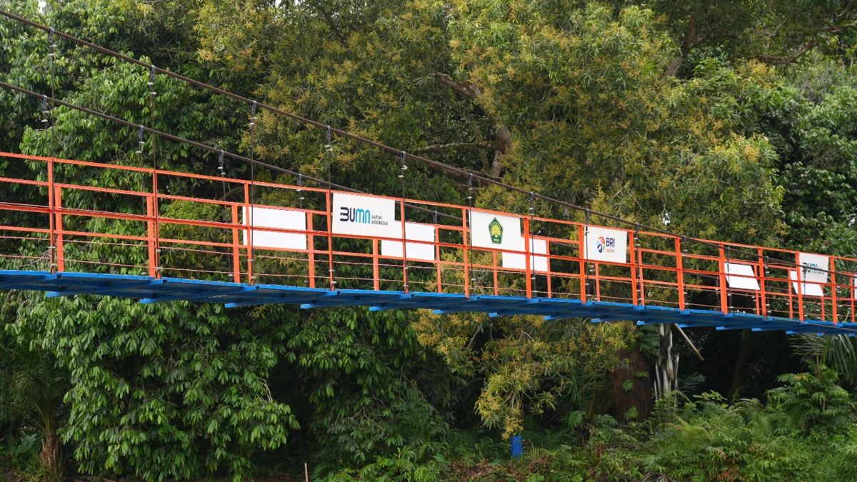 jembatan gantun di Palembang berkat dukungan BRI/