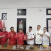 Pertemuan PDIP dan Gerindra beberapa waktu lalu. (Sandika Fadilah/Jabar Ekspres)