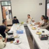 Pj Wali Kota Bogor, Hery Antasari saat melakukan kunjungan ke kantor Satpol PP Kota Bogor, Kamis (22/8). (Yudha Prananda / Jabar Ekspres)