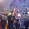 Doc. Pj Sekretaris Daerah (Sekda) Kota Cimahi, Budi Raharja saat Bersama Sejumlah juara dalam Event Sound Sport Competition (mong)