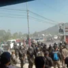 Suasana penertiban bangunan liar di Kawasan Puncak, Bogor, Jawa Barat, Senin (26/8). (Zulkifli Darojatun /Jabar Ekspres)