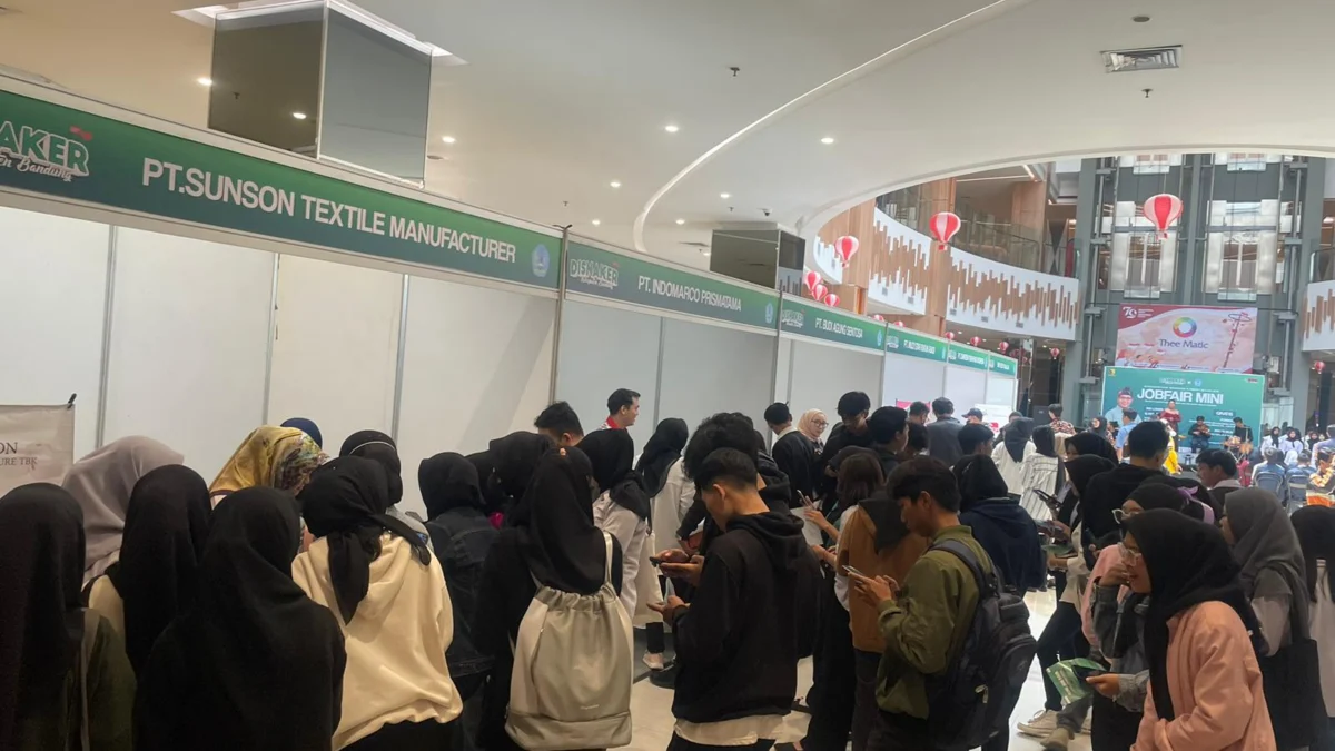 Disnaker Kabupaten Bandung gelar Job Fair, targetkan penurunan angka pengangguran hingga 4 persen tahun ini. (Dok. Jabar Ekspres/Agi)