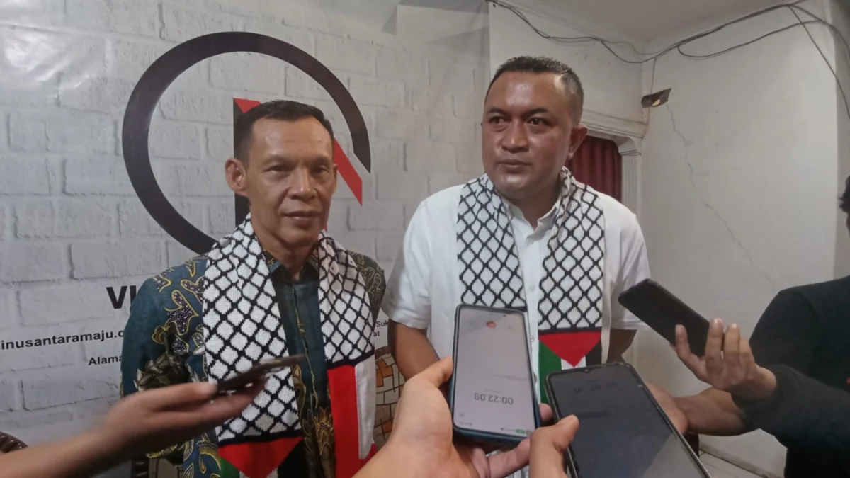 Tinggalkan Elly, Gerindra Pilih Pasangan dengan KIM, Rudy-Jaro? Jaro Ade dan Rudy Susmanto. Foto : Sandika Fadilah /Jabarekspres.com