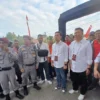 Doc. Pasangan Bacalon Wali Kota dan Wakil Wali Kota Cimahi, Bilal-Mulyana saat Tiba di Kantor KPU Kota Cimahi untuk Mendaftar (mong)