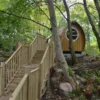 10 Destinasi Wisata Glamping Terbaik di Bandung yang Wajib Dikunjungi