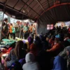 Tenda pengungsian sementara bagi para korban terdampak bencana gempa bumi di Kecamatan Kertasari, Kabupaten Bandung. (Jabar Ekspres)