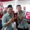 Pasangan Dadang Supriatna-Ali Syakieb Usung Salam Dua Jari dalam Pilkada Kabupaten Bandung