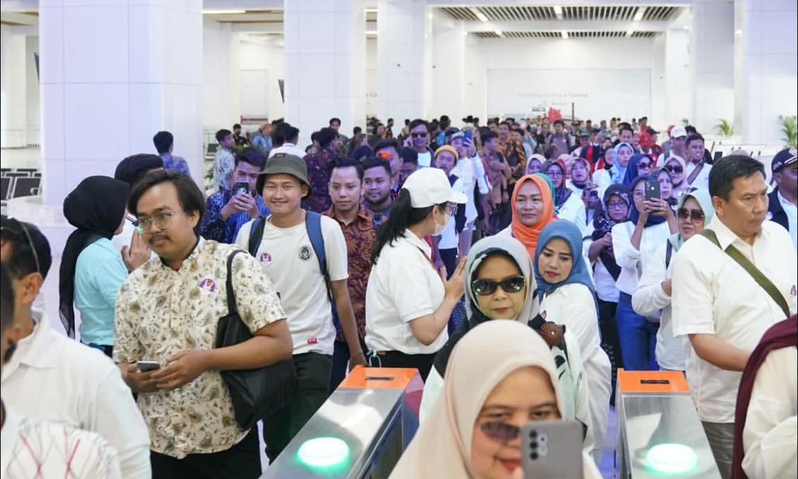 Libu Panjang, 70 Ribu Tiket Whoosh Ludes Terjual Menyambut ibur panjang akhir pekan, 70.000 tiket Whoosh ludes terjual. Dok Instagram (keretacepat_id)