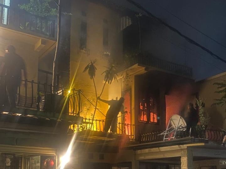 Diduga Akibat Charger Handphone, Rumah Joe P Project Alami Kebakaran Kebakaran Rumah Joe P Project di Bandung, Diduga akibat Charger Handphone di Kasur