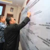 Dinas Dukcapil Se-Jabar Tanda Tangani Komitmen Bersama Bangun Zona Integritas Menuju WBK dan WBBM Tahun 2025