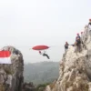 Tebing Hawu Pabeasan di kawasan Karst Citatah, Padalarang, Bandung Barat. Dok instagram (tebinghawu_official)