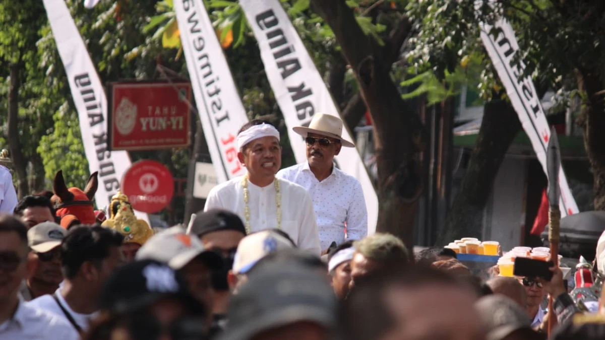 Survei Usai Pendaftaran KPU, Elektabilitas Dedi Mulyadi – Erwan Tembus 77,81 Persen Dedi Mulyadi saat pendaftaran bacalon Pilkada ke KPU Jabar beberapa waktu lalu.