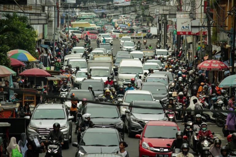 Over Kapasitas, Jadi Salah Satu Penyebab Utama Kemacetan di Puncak Bogor Ist. Kemacetan terjadi saat libur panjang. Dok. Jabar Ekspres