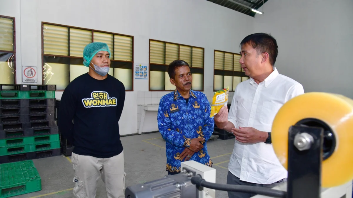 Bey Machmudin Apresiasi SMKN 1 Cibadak, Teaching Factory untuk Link and Match Terus Berjalan