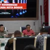 Ketua Sementara DPRD Kota Bogor, Adityawarman Adil saat menghadiri Rapat Desk Pilkada di Balaikota Bogor beberapa waktu lalu. (Foto: Humpro DPRD Kota Bogor)