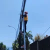 Dukung Pemerintah Kota Bandung, PLN Icon Plus Lakukan Perapihan Kabel di Daerah Gede Bage Kota Bandung PLN Icon Plus Lakukan Perapihan Kabel di Daerah Gede Bage Kota Bandung