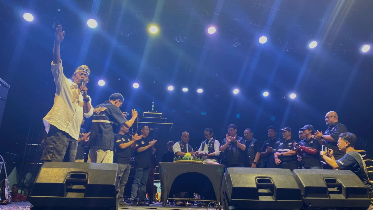 Anniversary 3 Dekade Tiger Association Bandung Dihadiri 6.000 Bikers Anniversary 3 Dekade TAB" di Jl. Diponegoro, Gedung Sate, Kota Bandung, Jawa Barat, pada Sabtu, 21 September 2024.