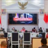 Desk Pilkada Serentak 2024 Dibentuk, Pj Wali Kota Bogor Pimpin Rakor Pemkot Bogor saat menggelar rakor Desk Pilkada 2024. (Foto: Diskominfo Kota Bogor)