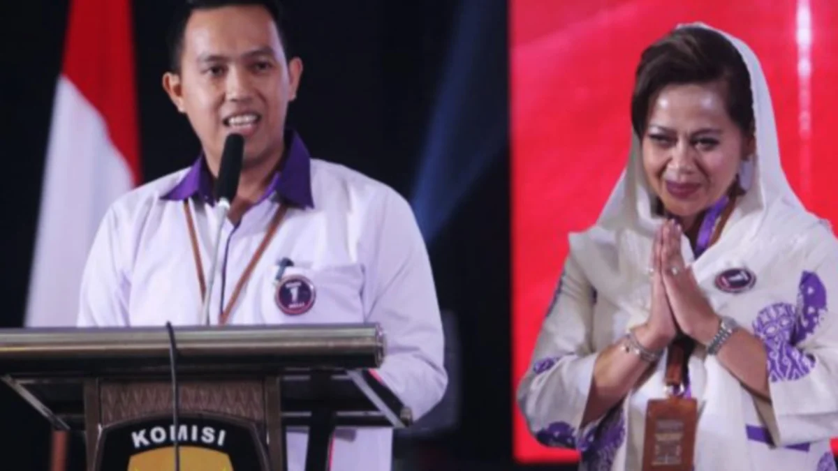 Calon Wali Kota Bogor, Sendi Fardiansyah didampingi wakilnya, Melli Darsa saat berpidato. (Yudha Prananda / Jabar Ekspres)