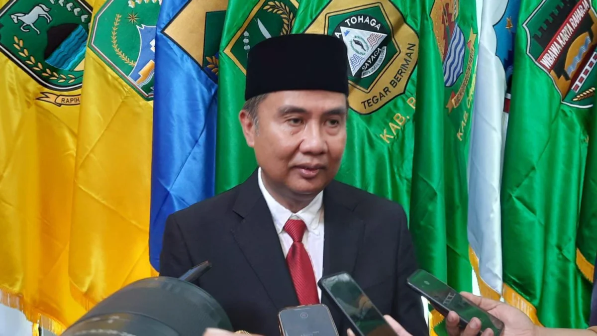 Masih Menjamur, Bey Machmudin minta Satpol PP dan Camat terus Lakukan Penertiban di Kawasan Puncak Dok. Pj Gubernur Jabar, Bey Triadi Machmudin. Kamis (26/9). (Sandi Nugraha/Jabar Ekspres)