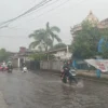 Foto ilustrasi : Cingised, Cisaranten jadi wilayah yang kerap dilanda banjir saat musim penghujan tiba (Sadam Husen / JE)