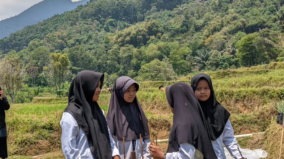 Cek Wisata Literasi di Purwakarta: Liburan Tanpa Gadget, Lebih dengan Buku dan Alam Cek Wisata Literasi di Purwakarta: Liburan Tanpa Gadget, Lebih dengan Buku dan Alam