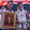 Pasangan Calon Wali Kota dan Wakil Wali Kota Bogor, Sendi Fardiansyah dan Melli Darsa gaungkan Program DOKI. (Yudha Prananda / Jabar Ekspres)