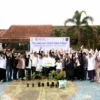 Danone Indonesia berkolaborasi dengan SEP, Pondok Pesantren Cintawana Tasikmalaya, dan FPP, menggelar Upacara Peringatan Hari Santri Nasional 2024 dengan kegiatan penanaman 5.000 bibit pohon.