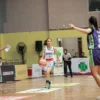 Sosok Chelsea Aurelia (nomor punggung sembilan) dalam Honda DBL with Kopi Good Day 2024 West Java-East