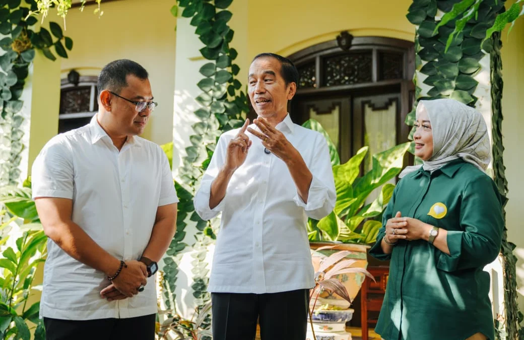 Paslon Arfi - Yena saat berkesempatan sowan ke kediaman Presiden ke 7 RI, Joko Widodo beberapa hari lalu.