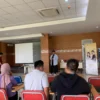 DIGITALISASI PENDIDIKAN: Sebagai bentuk dukungan terhadap program pemerintah, sejumlah mahasiswa di Bandung mendapatkan hosting gratis dari Jagoan Hosting.