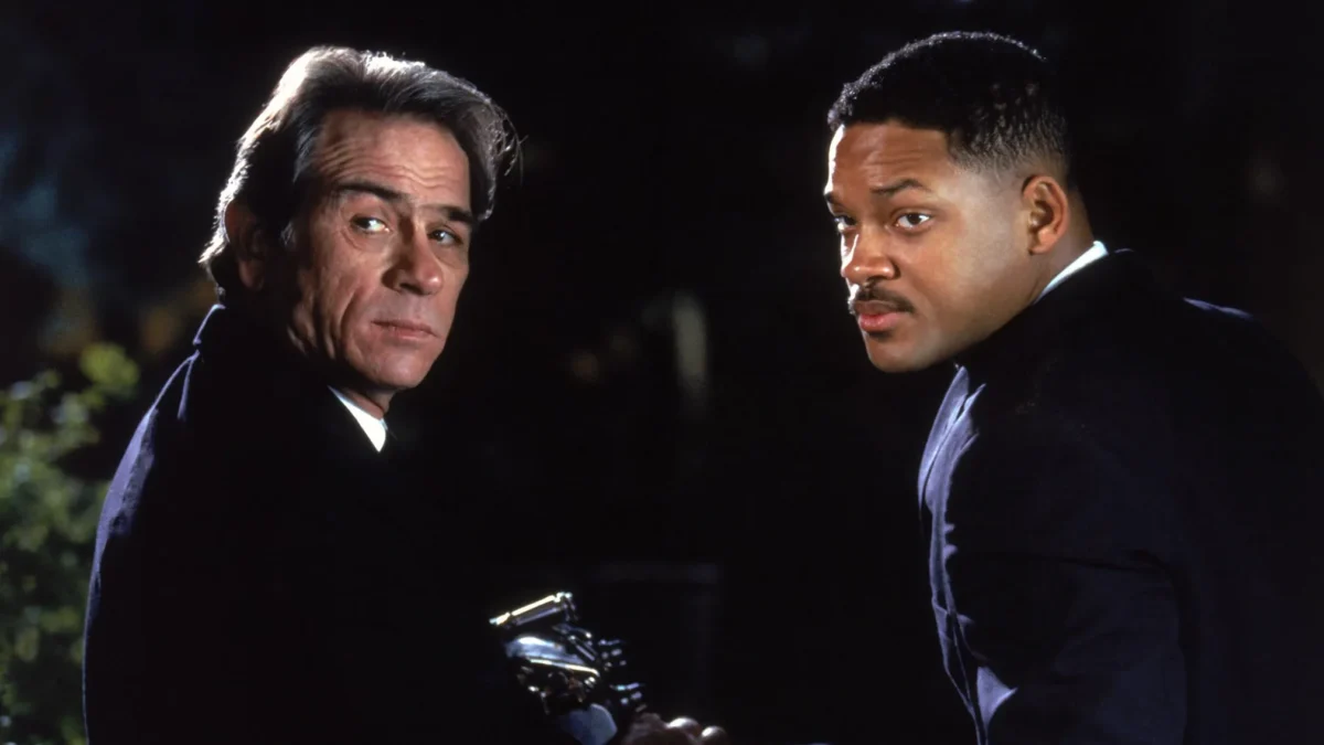 Sinopsis Film Men in Black, Dua Agen Rahasia Memantau Alien di Bumi
