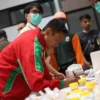 Doc. Sejumlah Pegawai Pemerintah Kota Cimahi Lakukan Tes Urin oleh BNN Cimahi dan BKPSDMD (MONG)
