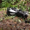 Moge jenis Harley Davidson dengan nomor polisi D-6789-KAY yang dikendarai oleh Noviarie Christian terjun bebas ke dalam jurang dengan ketinggian sekitar 15 meter d tikungan Cipadung Jalan Brigjen M Isya, Kota Banjar, Jawa Barat belum lama ini. (Istimewa)