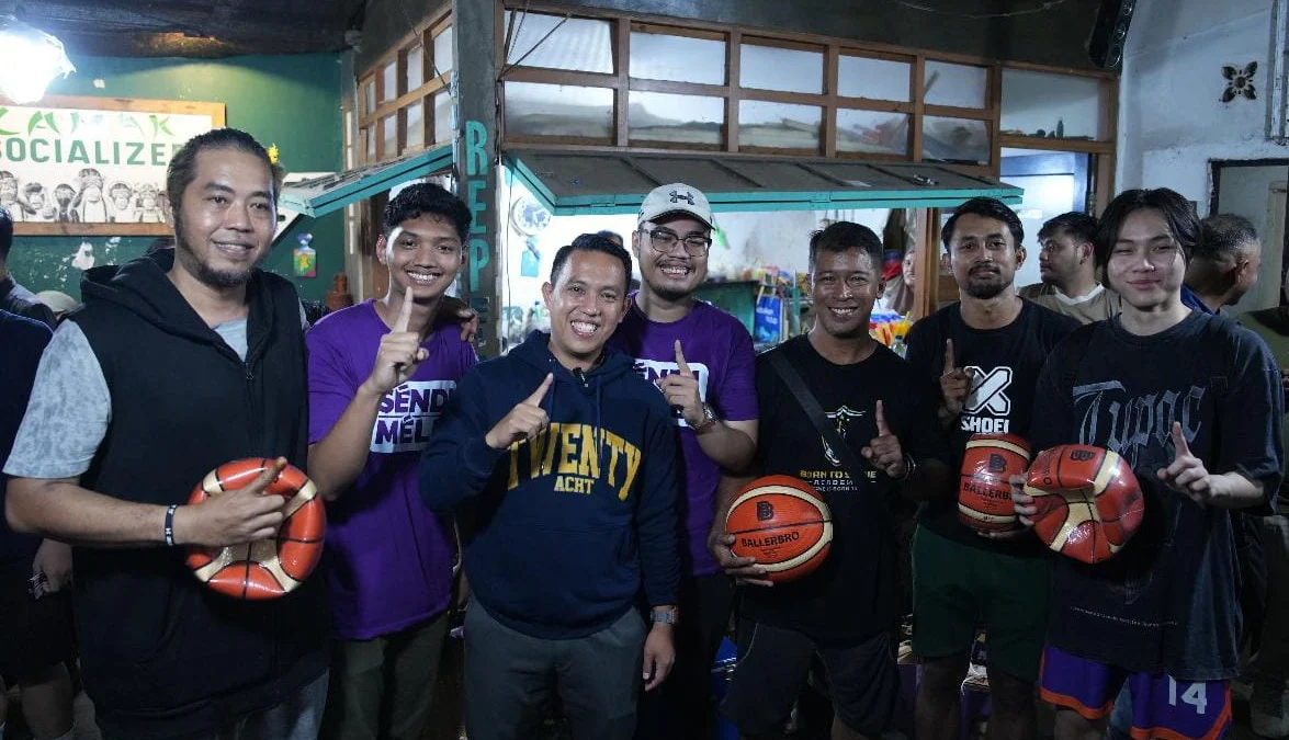 Bikin Hepi Pecinta Basket, Sendi-Melli Komitmen Bangun Komunitas Basket di Kota Bogor hingga Hadirkan Lapangan Baru Calon Wali Kota Bogor Nomor Urut 1, Sendi Fardiansyah usai beraudiensi bersama perwakilan Komunitas Basket Sempur. (Yudha Prananda / Jabar Ekspres)